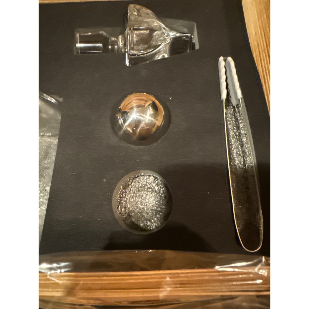 Mixology & Craft Whiskey Set Twisted Decanter Glasses Wood Box Chilling Stones - Picture 9 of 9